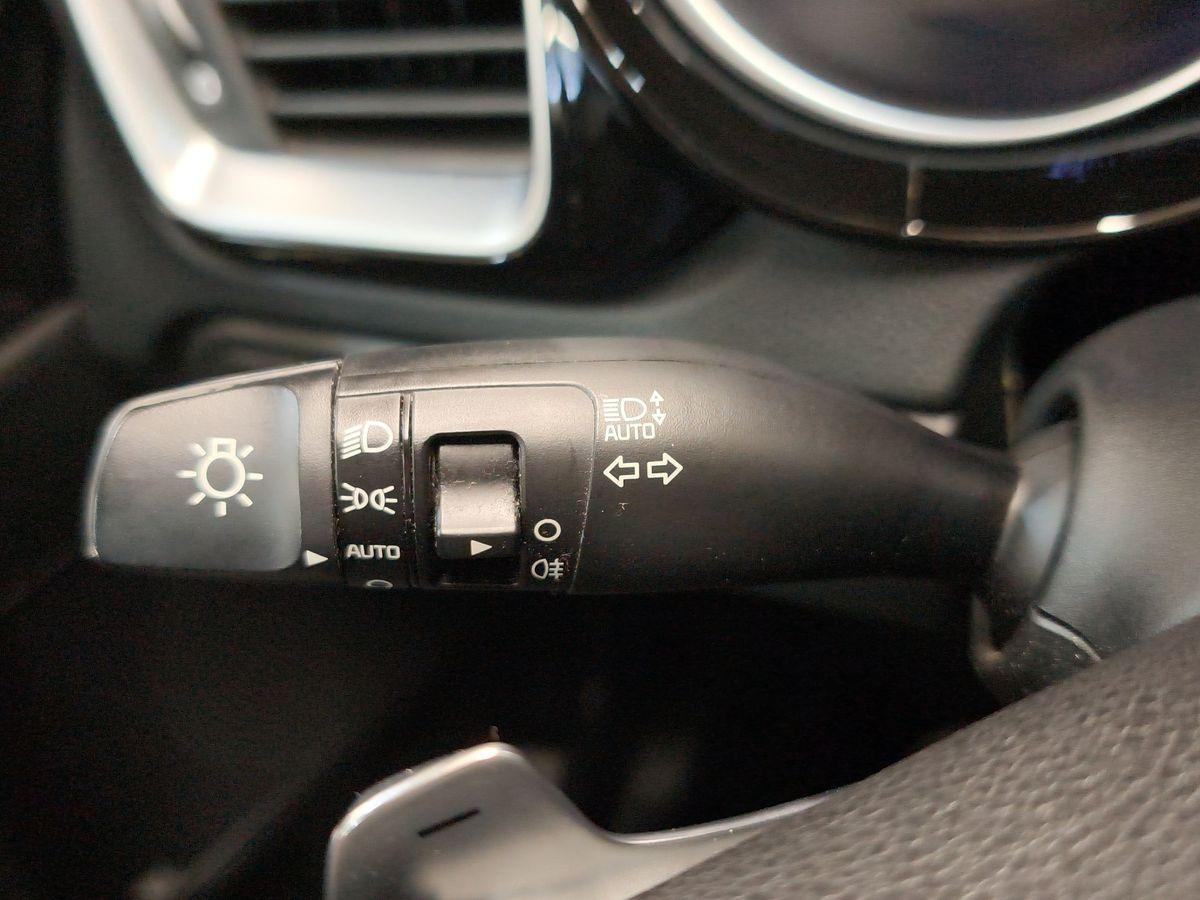 Kia CEED 1.6T GT PANO-DACH+NAVI+LED+KAMERA+SITZHEIZU