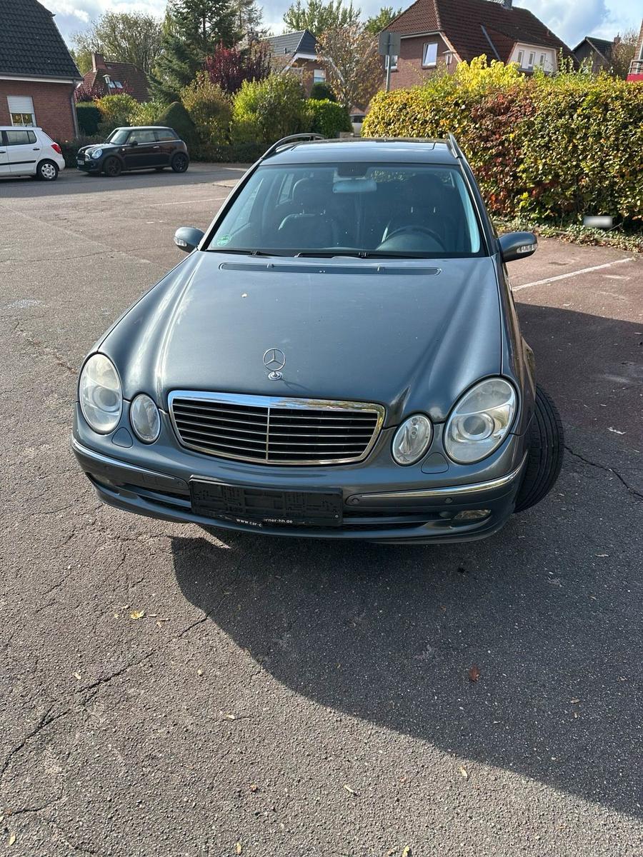 Mercedes-Benz E 320