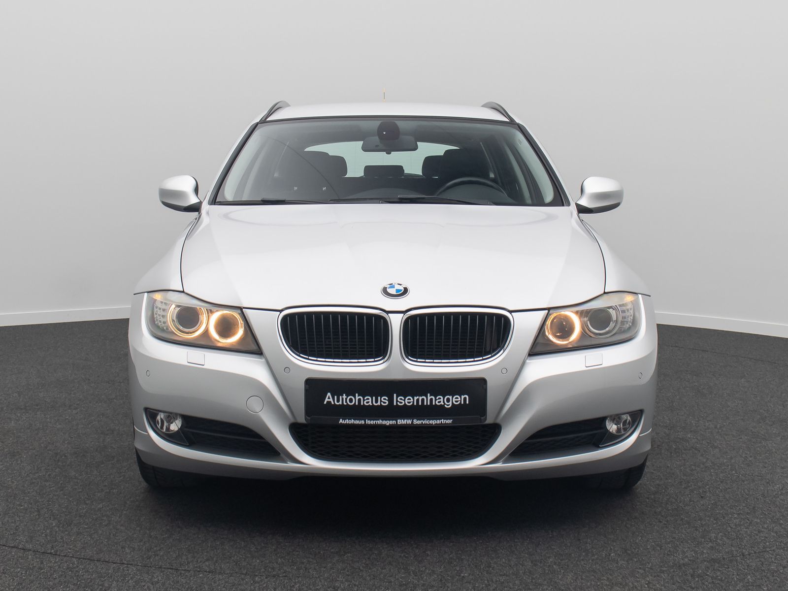 Fahrzeugabbildung BMW 320d Tempomat Xenon PDC NaviBusiness Standhzng