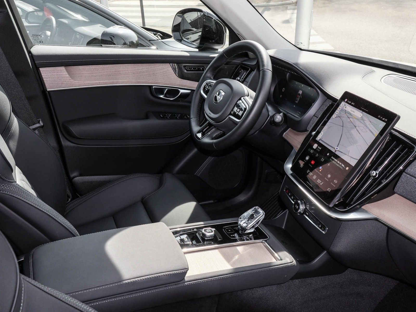 Volvo XC90 T8 AWD Reskin Plus Dark #Luftfahrwerk/360/H imagem 3