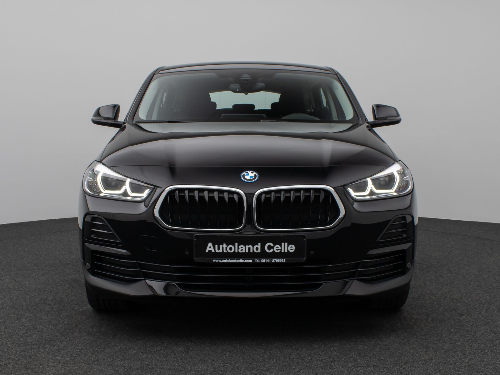 Fahrzeugabbildung BMW X2 xD25e HUD DAB H/K Navi+ Parkassist Alarm LED