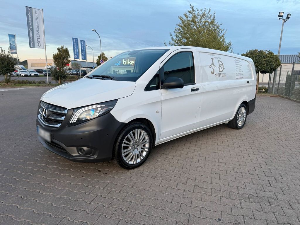 Image of Mercedes-Benz Vito