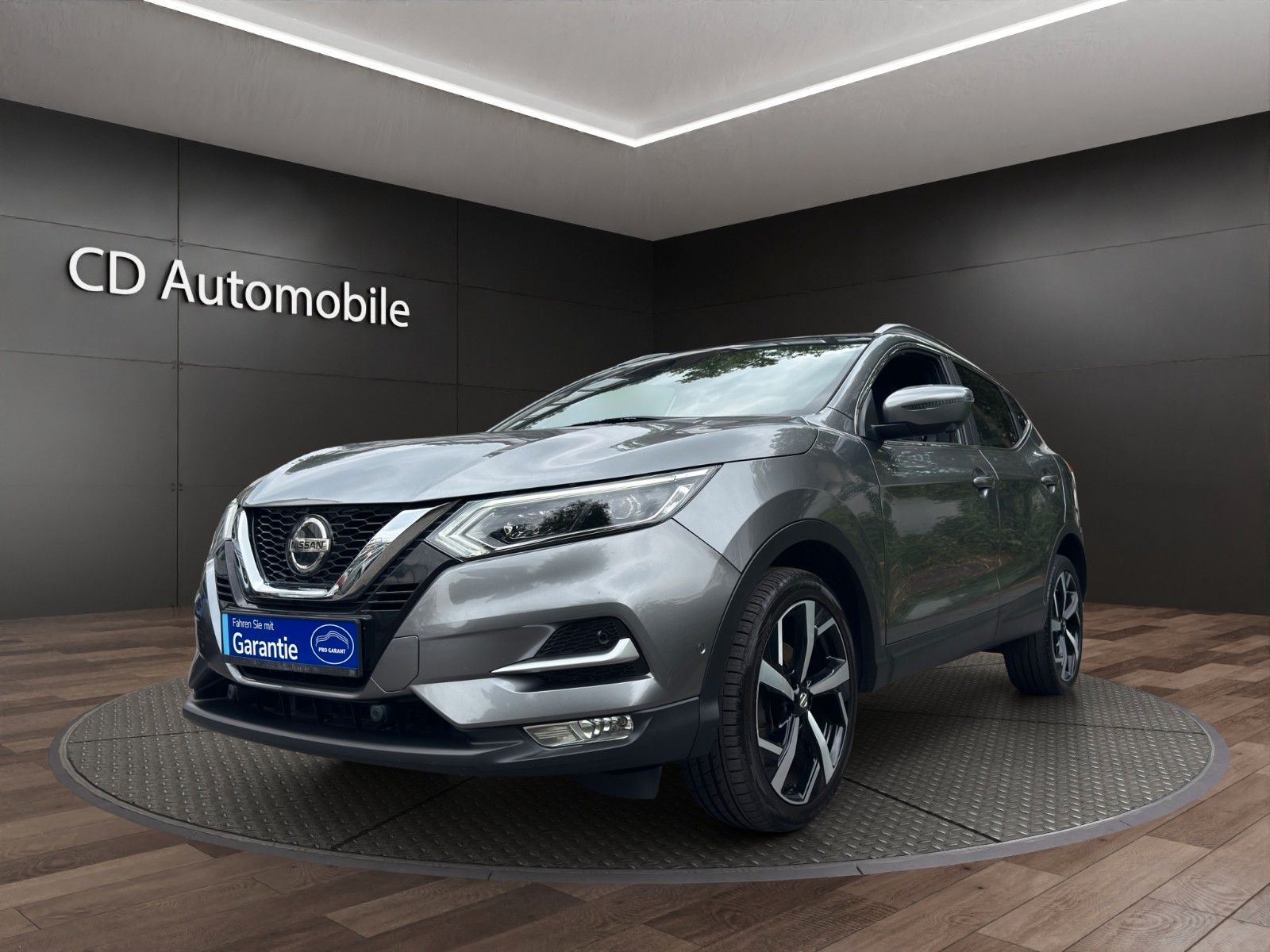 Fahrzeugabbildung Nissan Qashqai Tekna Automatik/Vollaustattung/