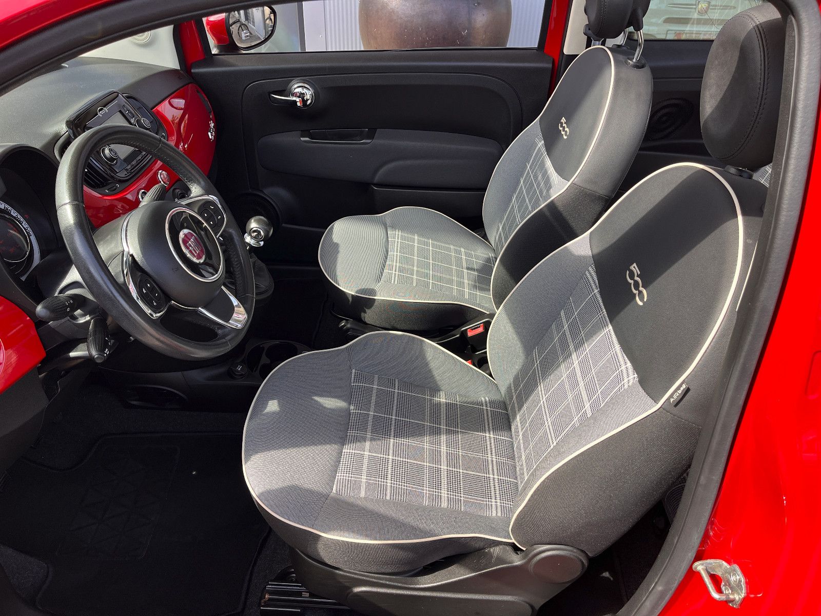 Fahrzeugabbildung Fiat 500C Cabrio  Lounge