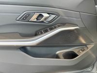 BMW 318 - Vorschau Bild 15