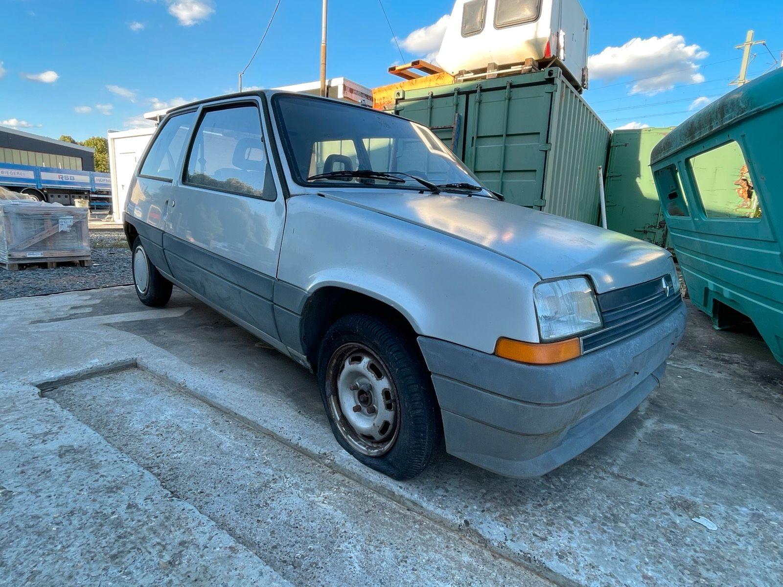 Renault R 5