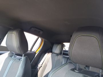 Peugeot 208 GT 1.2 PureTech 100 Kam.+LED+Navi+Alcant.