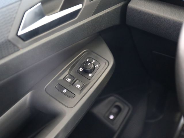 Volkswagen Caddy Maxi eHYBRID DSG STYLE AHK 7SITZE 5J GAR.