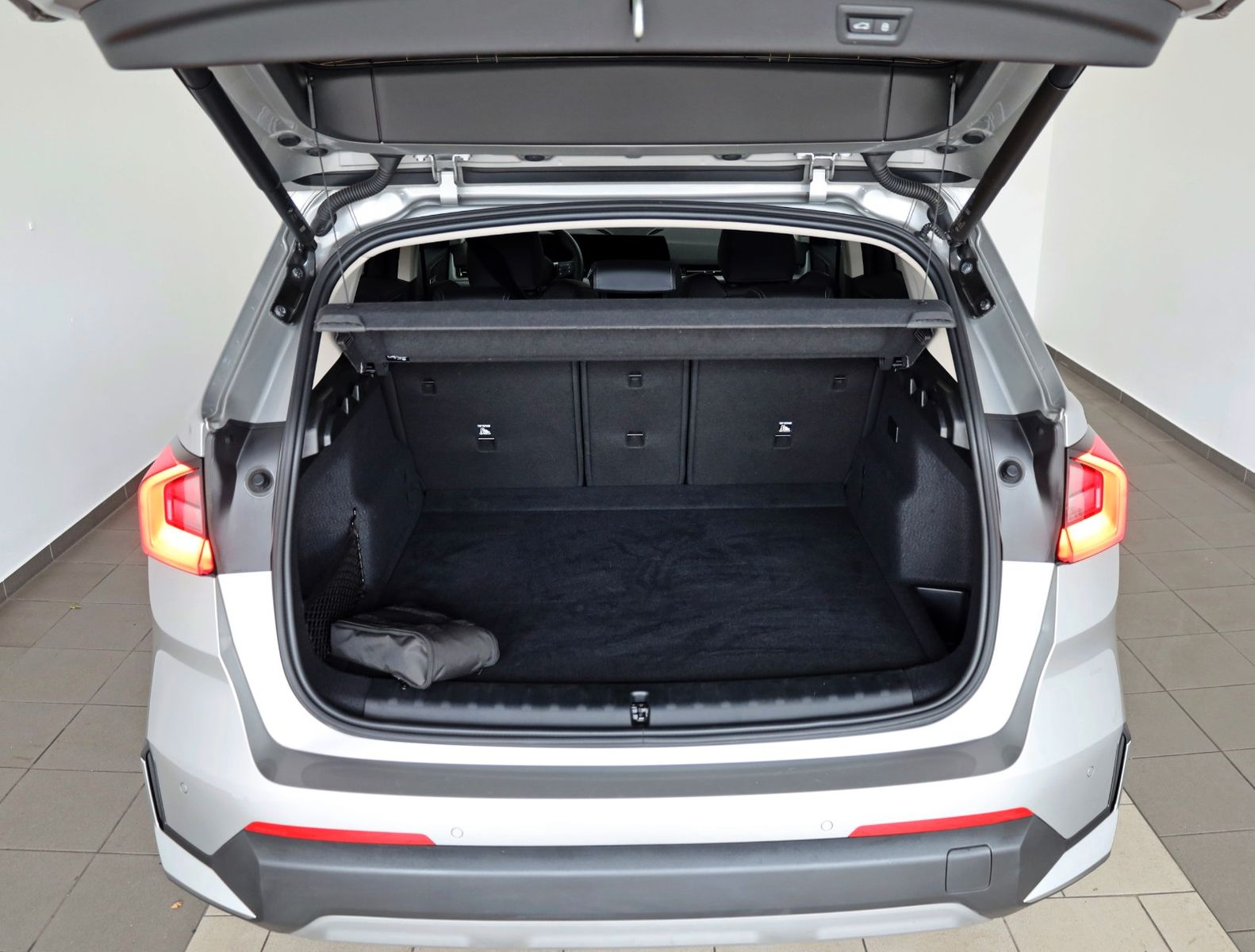 Fahrzeugabbildung BMW X1 xDrive25e, 4WD Leder,Navi,LED,Kamera,SH,AHK