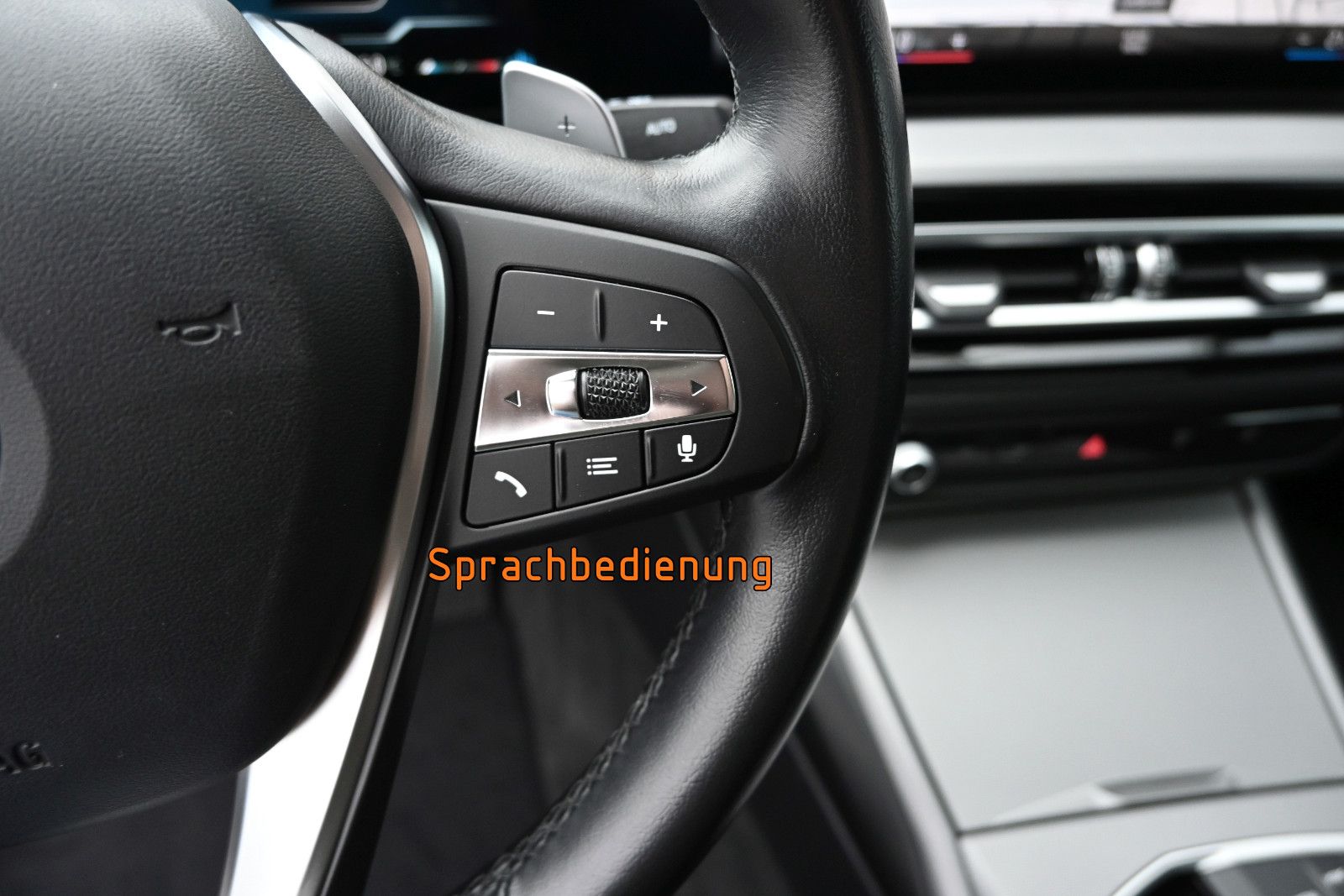 Fahrzeugabbildung BMW 330d xDrive °HEAD-UP°PRIVACY°STANDHEIZUNG°8FACH