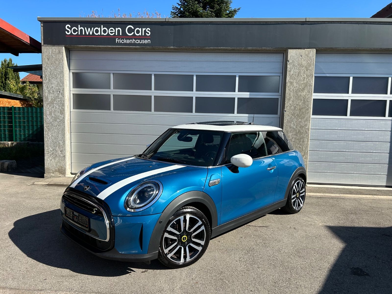 MINI Cooper SE Facelift Pano HUD HiFi H&K Kamera