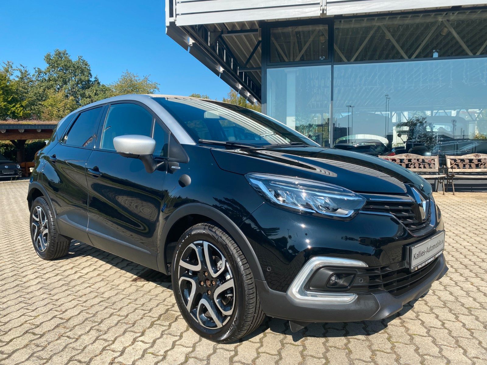 Fahrzeugabbildung Renault Captur TCe 120 EDC Bose Edition KAM.+SHZ+NAVI