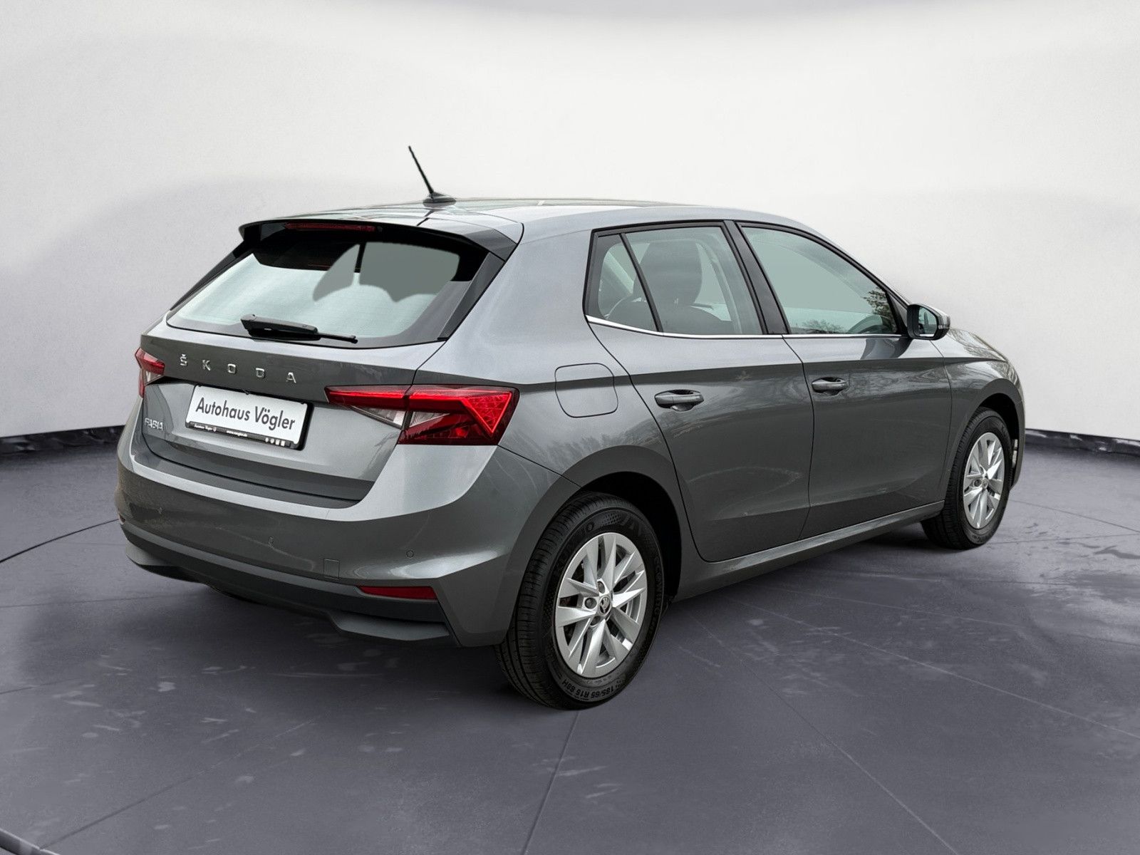 Fabia 1,0 TSI DSG Style Kamera CarPlay LED