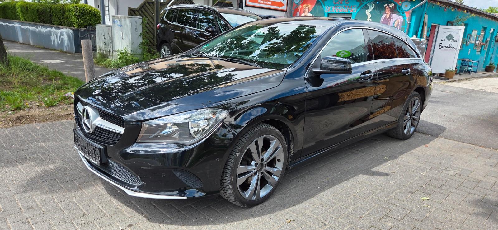 Mercedes-Benz CLA Shooting Brake CLA 220 CDI / d