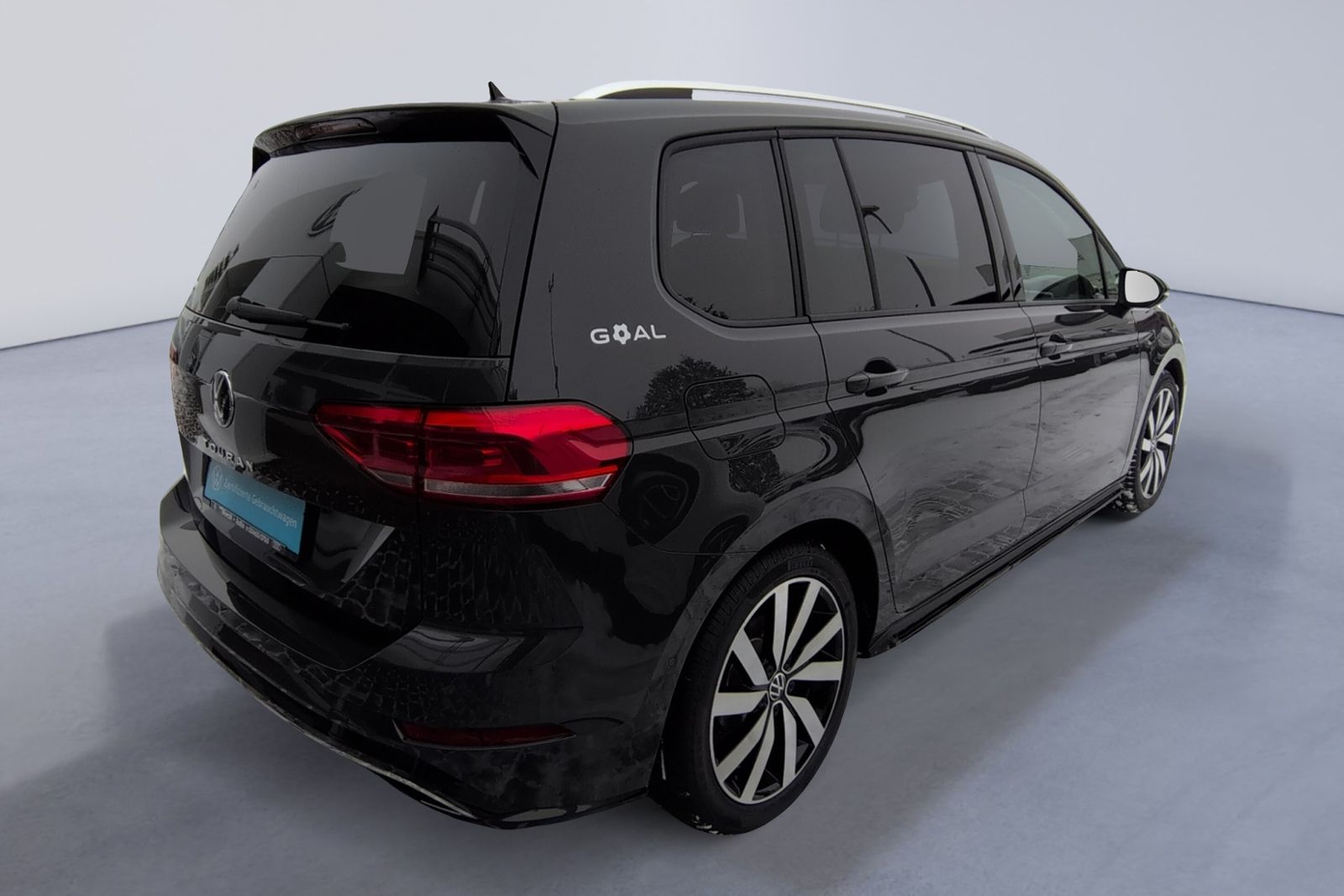 Touran R Line 1.5 TSI DSG 7Sitzer+AHK+PANO+MATRI