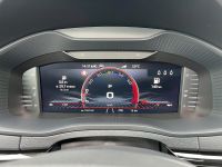 Skoda Karoq 1.5 TSI DSG Sportline PANO KAM AHK 4JGAR bei Autohaus Landmann & Maier OHG