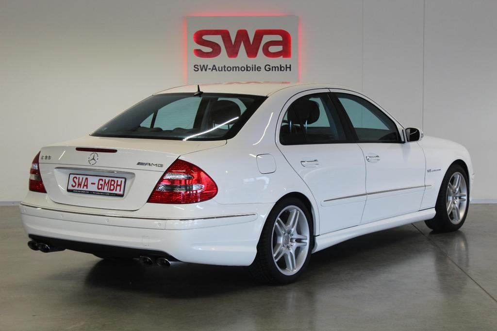 Mercedes-Benz E 55 AMG