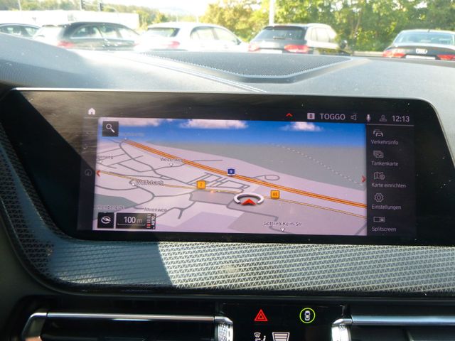 Fahrzeugabbildung BMW 220 i Gran Coupé >M-Sport/AUT/Allrad/AHK/Navi<