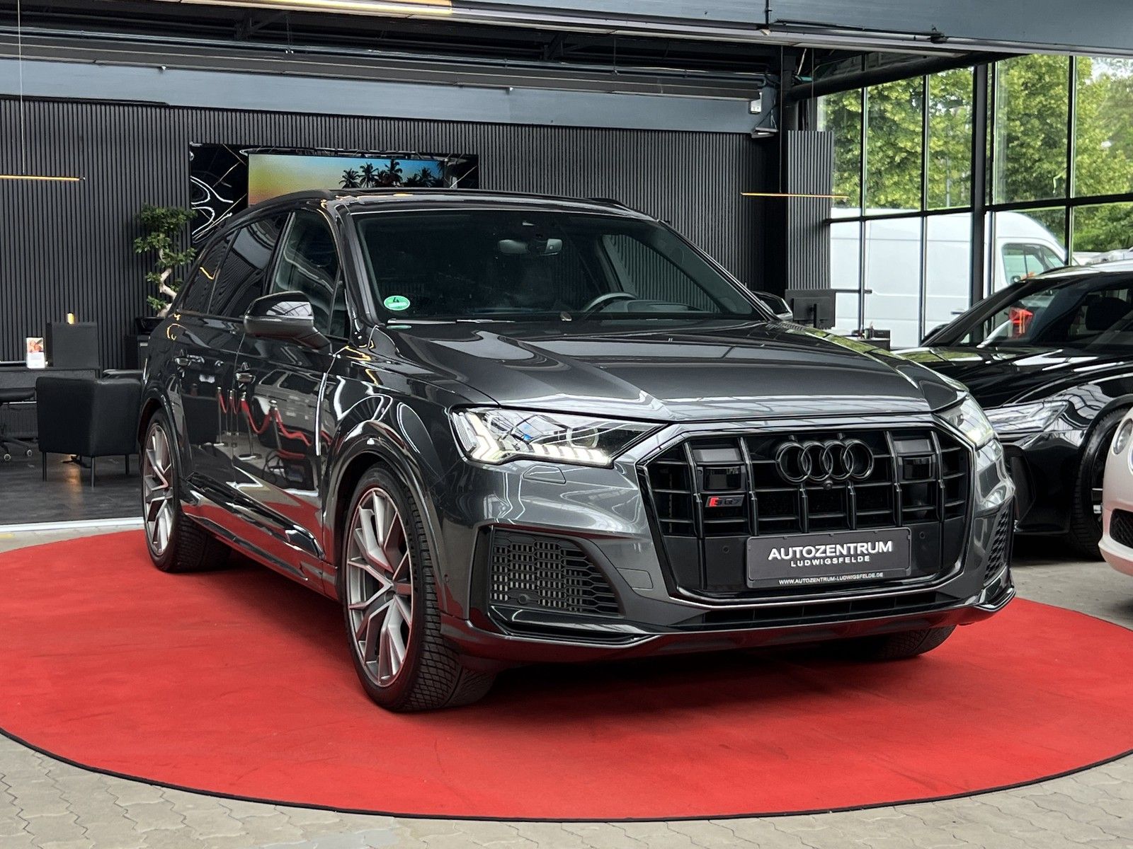 AUDI SQ7 4.0 TDI quattro PANO / AHK / MATRIX / 360° C