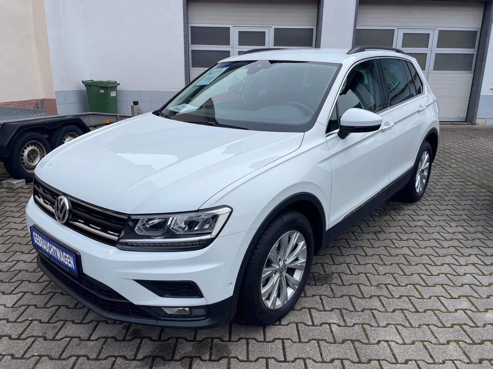Volkswagen Tiguan Comfortline 4X4 Allrad / Navi / 1.Hand