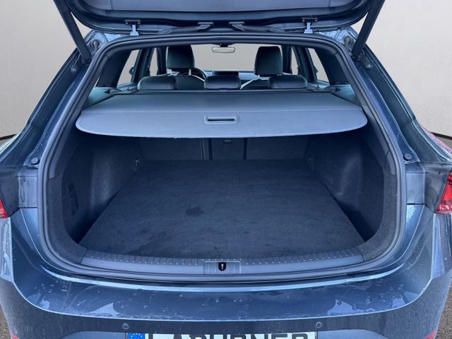 Leon ST FR e-HYBRID *NAVI+DINAMICA+LED+PDC+SITZH