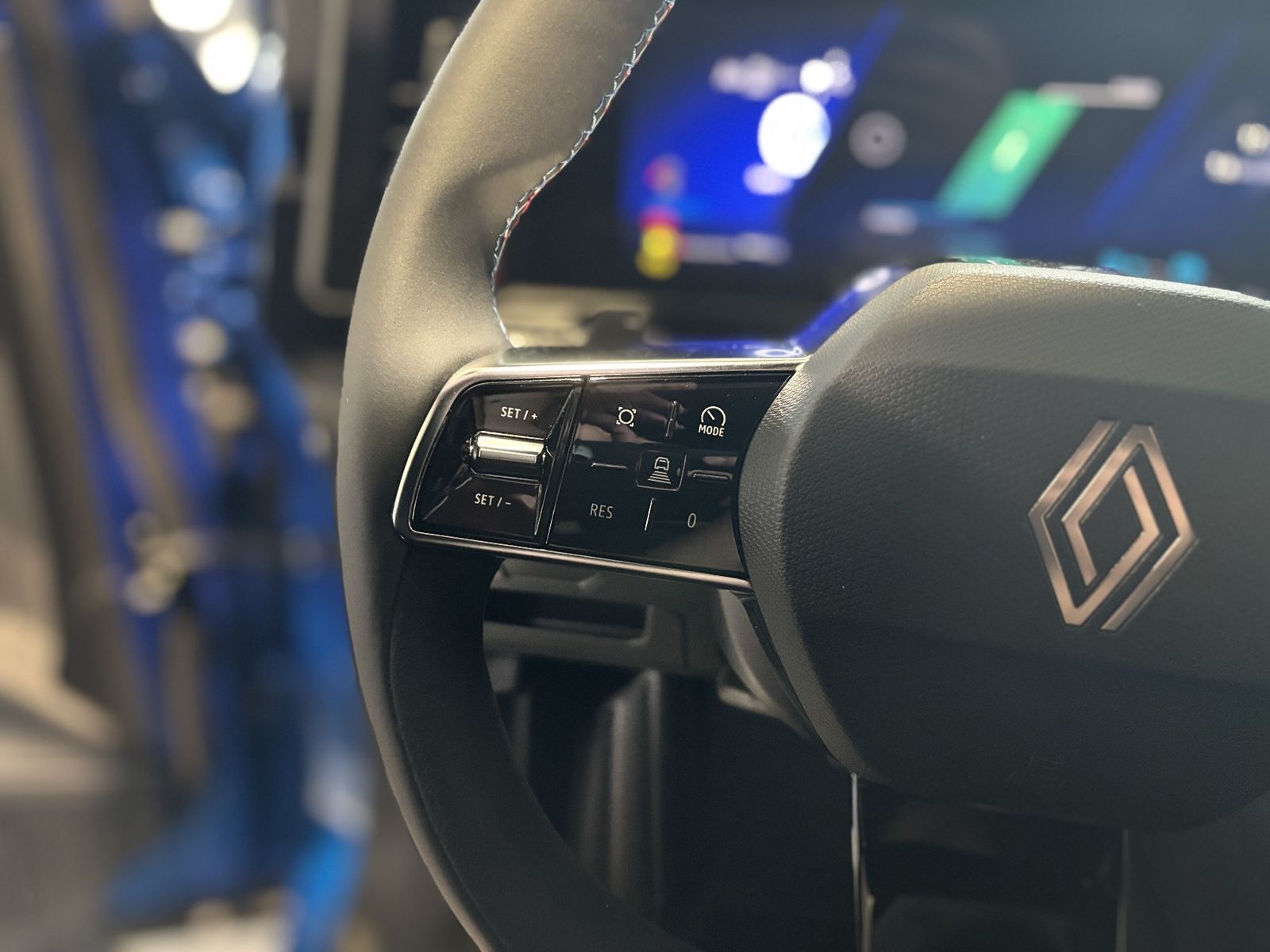 Renault Rafale - Bild 24