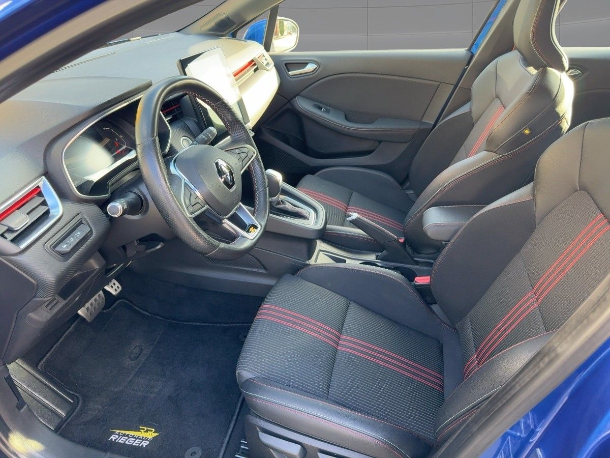 Fahrzeugabbildung Renault Clio V Intens E-Tech 140 RS-Line