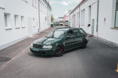 Fahrzeugabbildung Audi RS4 B5 2.7 quattro *Sportec / Goodwood Green*