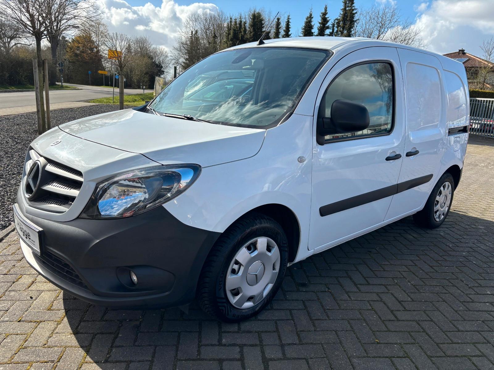 Mercedes-Benz Citan Kasten 111 CDI lang AHK+Navi