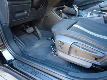 BMW X1 - 10