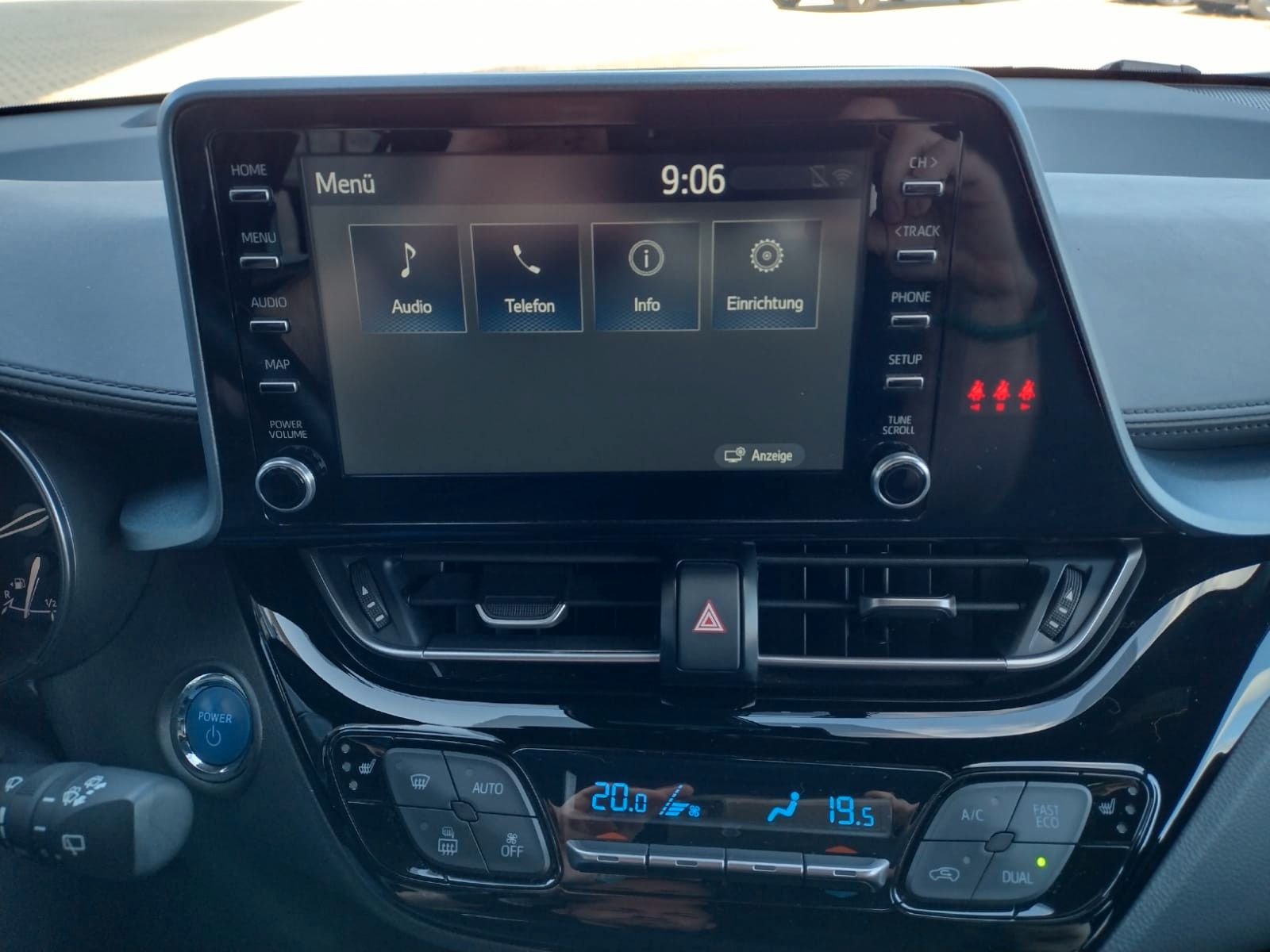 Toyota C-HR (10/2021, Hybrid (Benzin/Elektro))