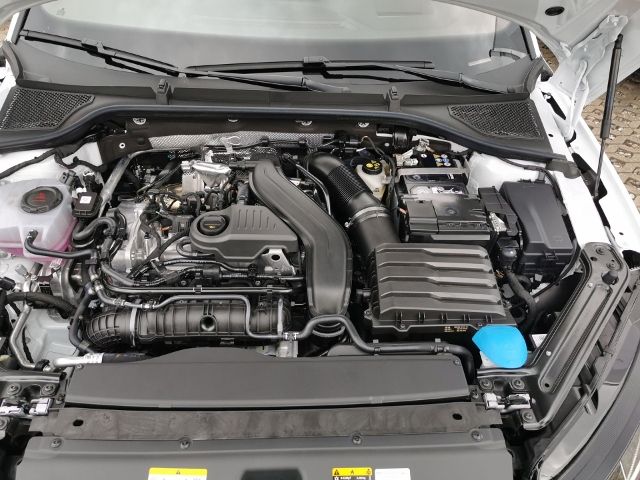 Fahrzeugabbildung SKODA Octavia Combi 1.5 TSI DSG mHEV Sportline NAVI ST