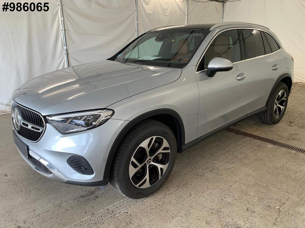 MercedesBenz GLC 300 e 4M AVANTG newModDISTR360PANOAHK 2023