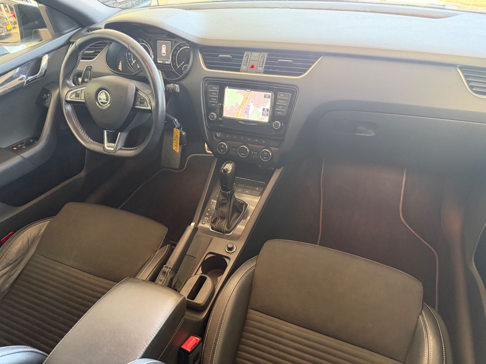 Fahrzeugabbildung SKODA Octavia Combi RS
