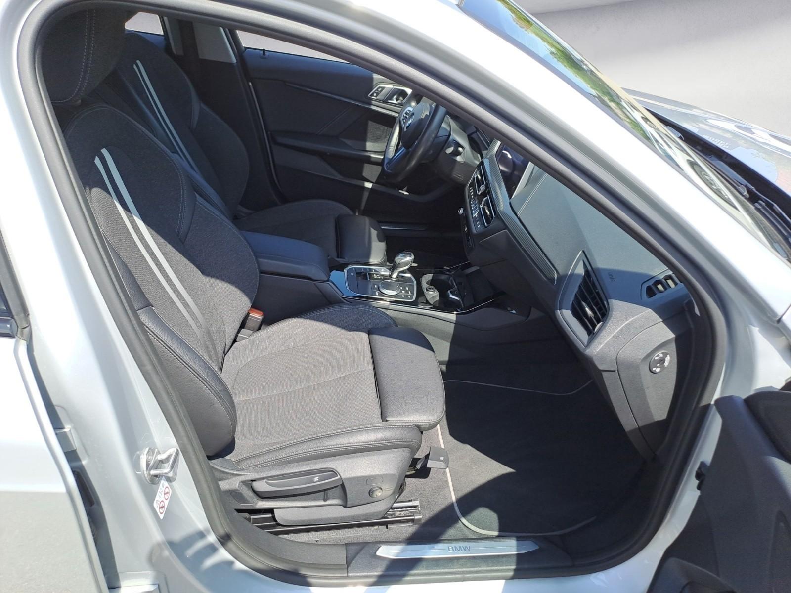 BMW 118 i Sport Line Navi / Head-Up / Sportsitze, миниатюра 13