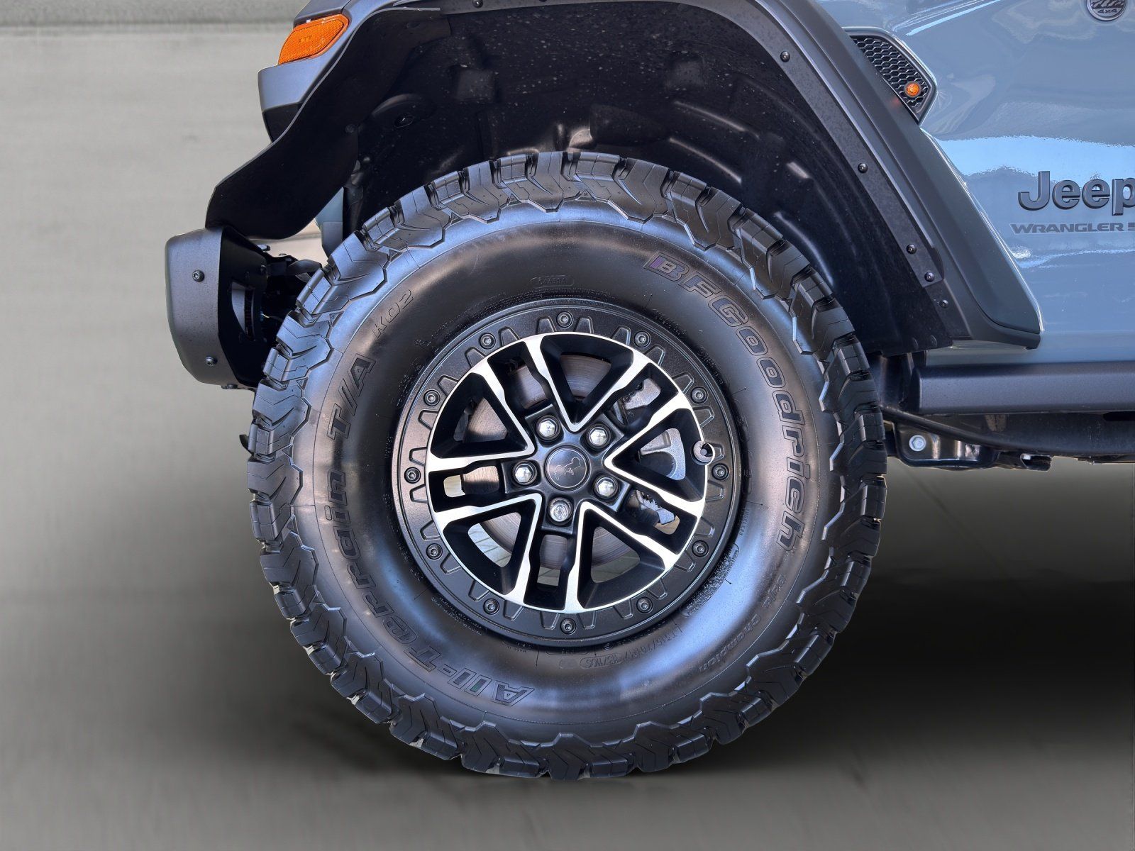 Fahrzeugabbildung Jeep Wrangler MOAB 6.4 V8 Hemi