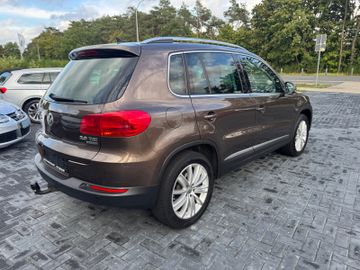 Volkswagen Tiguan - 8