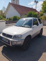 Toyota RAV 4 facelift - Toyota RAV 4 aus 2000