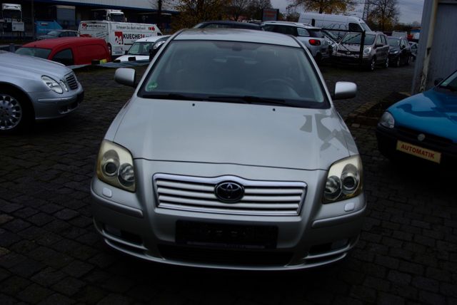 Toyota Avensis 2.0  Executive