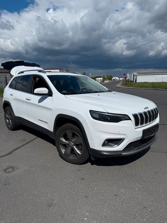 Image of Jeep Cherokee