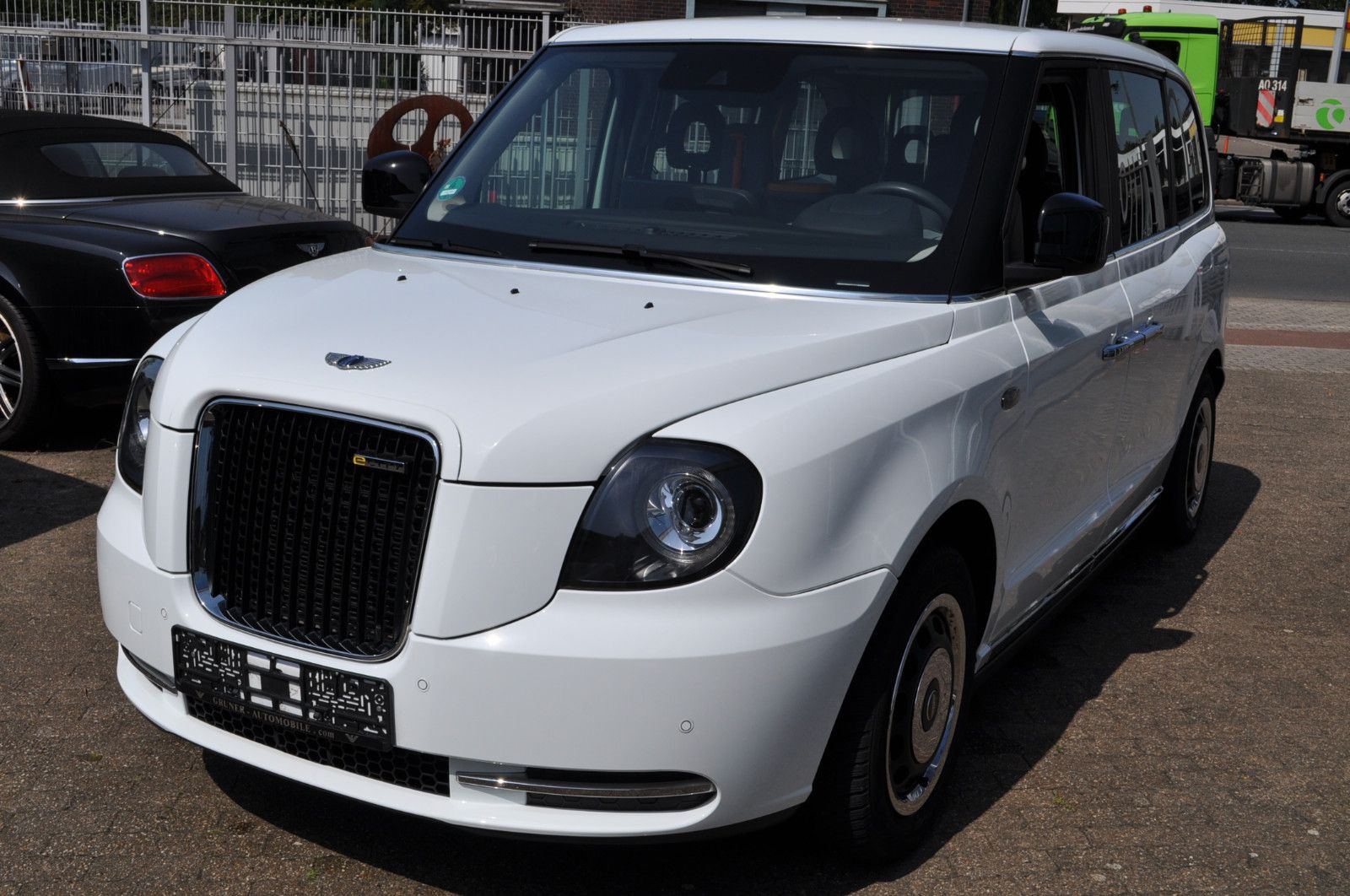 Fahrzeugabbildung LEVC A TX 4 Vista  Rollstuhlrampe Elektro