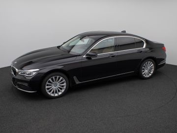 Fahrzeugabbildung BMW 730d xDr LED ACC HUD HI-FI DAB Kamera 360°