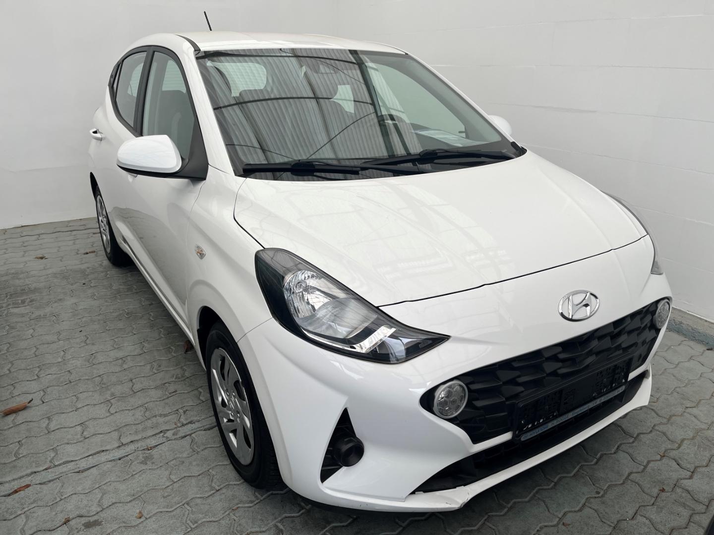 Hyundai i10 Select Alarm Klima Freisprech Multif.Lenkrad