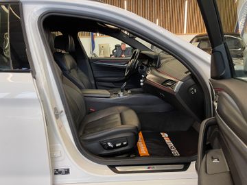 BMW 540d  Touring xDrive M Sport *1.HAND*LED*KAM*AHK