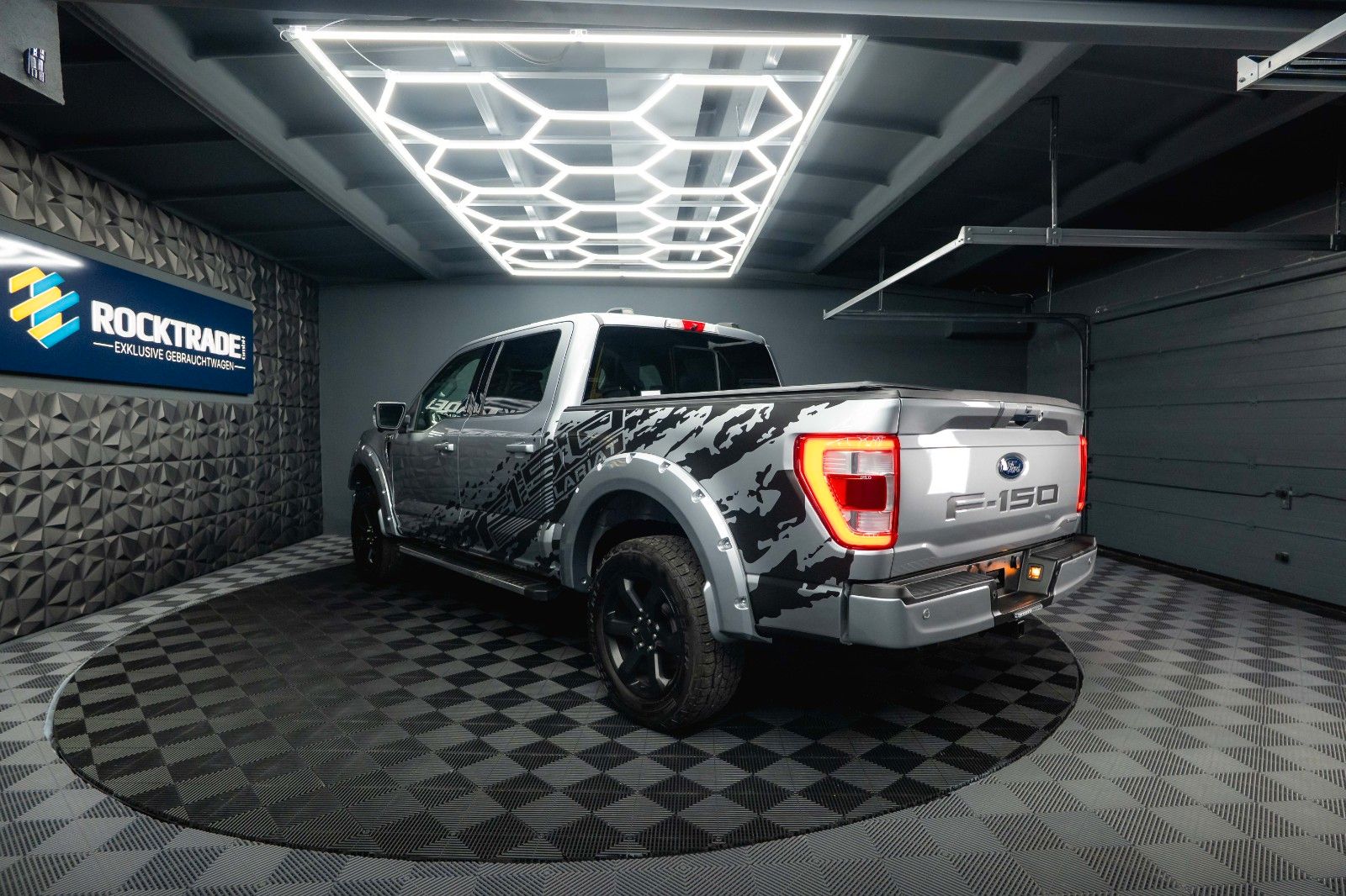 Fahrzeugabbildung Ford F150 3.5 V6 LARIAT RAPTOR SuperCrew 4x4*LED*B&O*