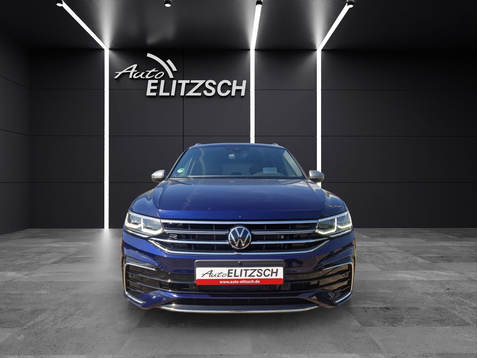 Fahrzeugabbildung Volkswagen Tiguan Allspace 2.0 TDI R-Line 4M DSG Matrix 20"