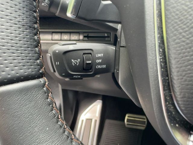 Foto Nummer 16: PEUGEOT 5008