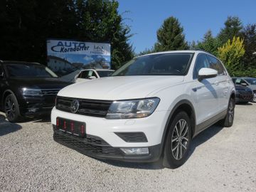 Volkswagen Tiguan - 1