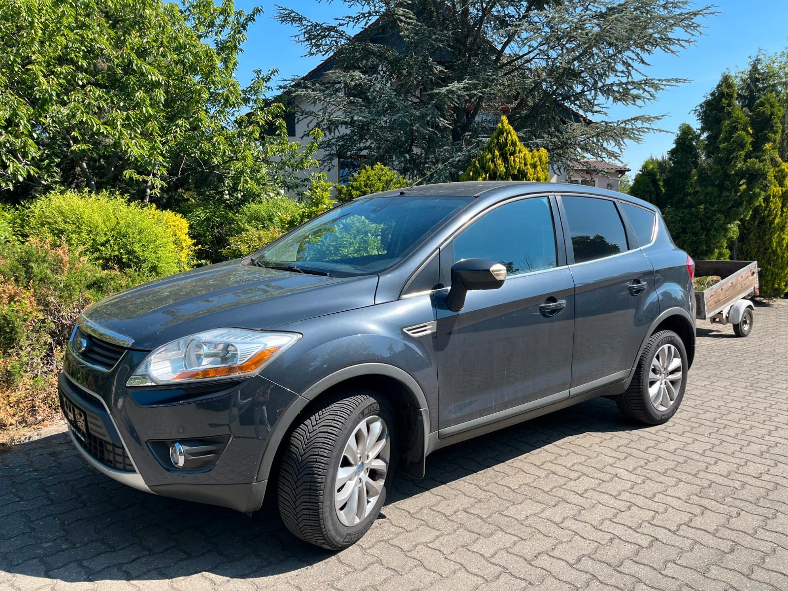 Ford Kuga 2,0 TDCi 2x4 Titanium