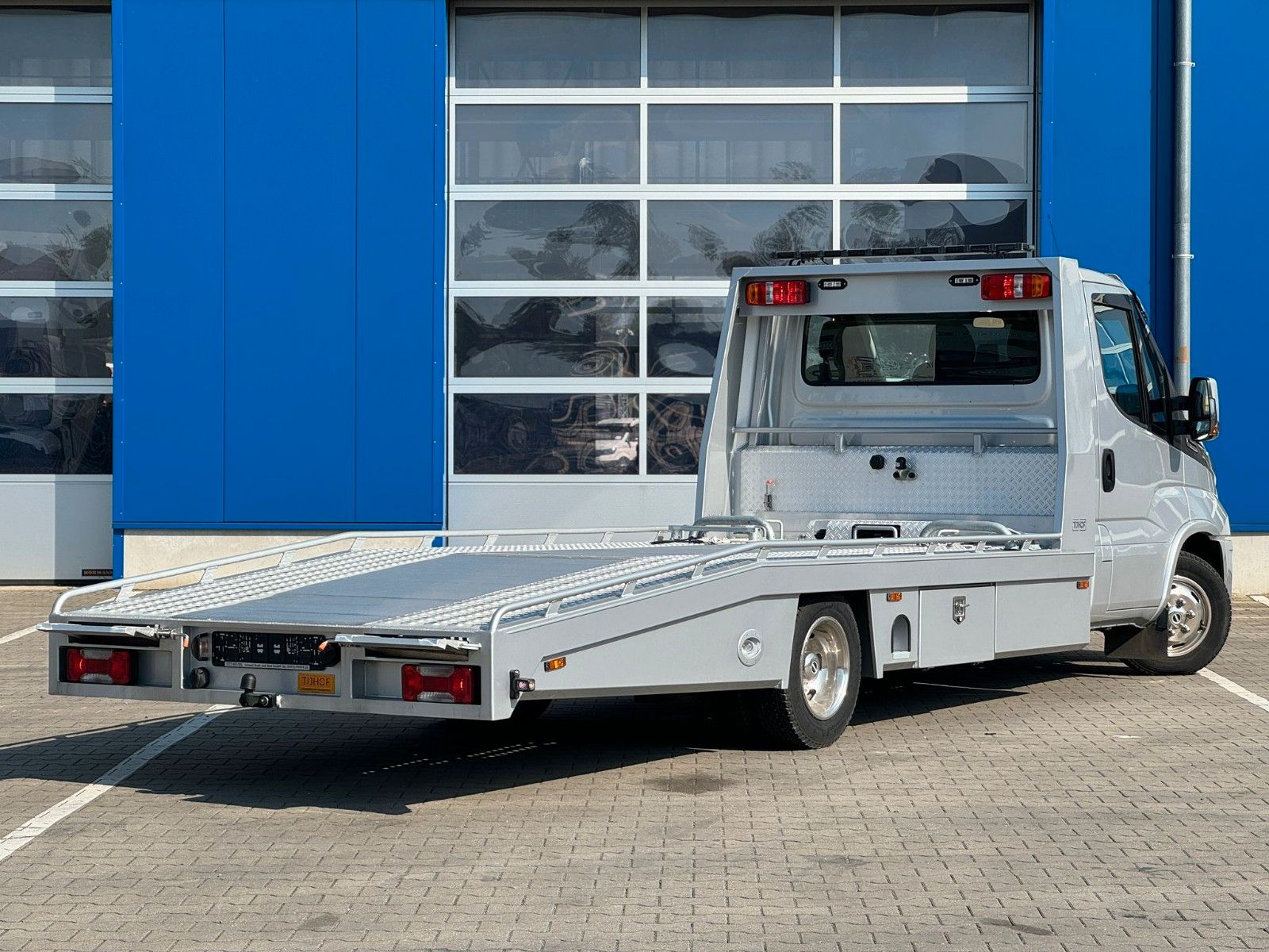 Fahrzeugabbildung Iveco Daily  35C21 Tijhof Autotransporter